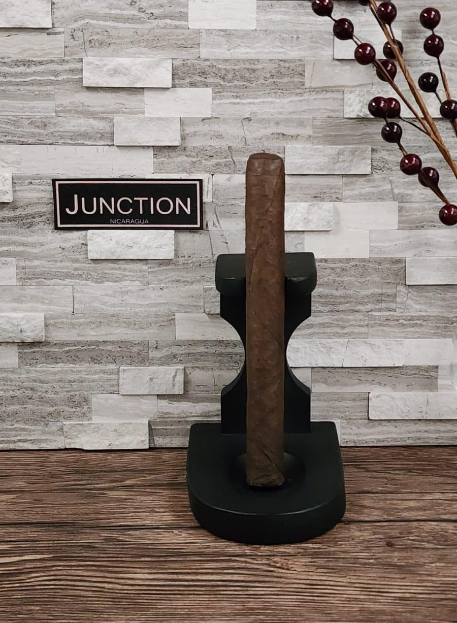 Junction Maduro Corona