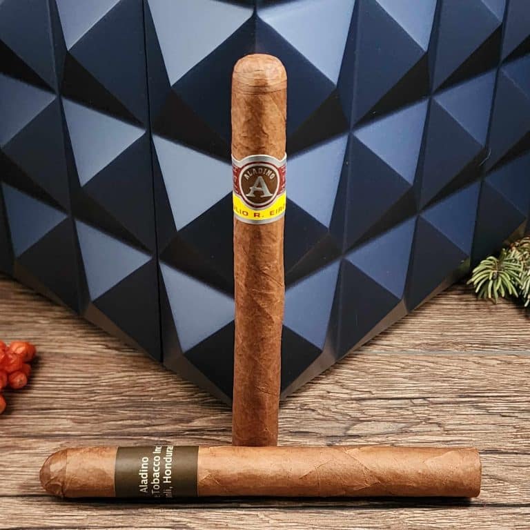 Aladino Corojo Palmas. Corona