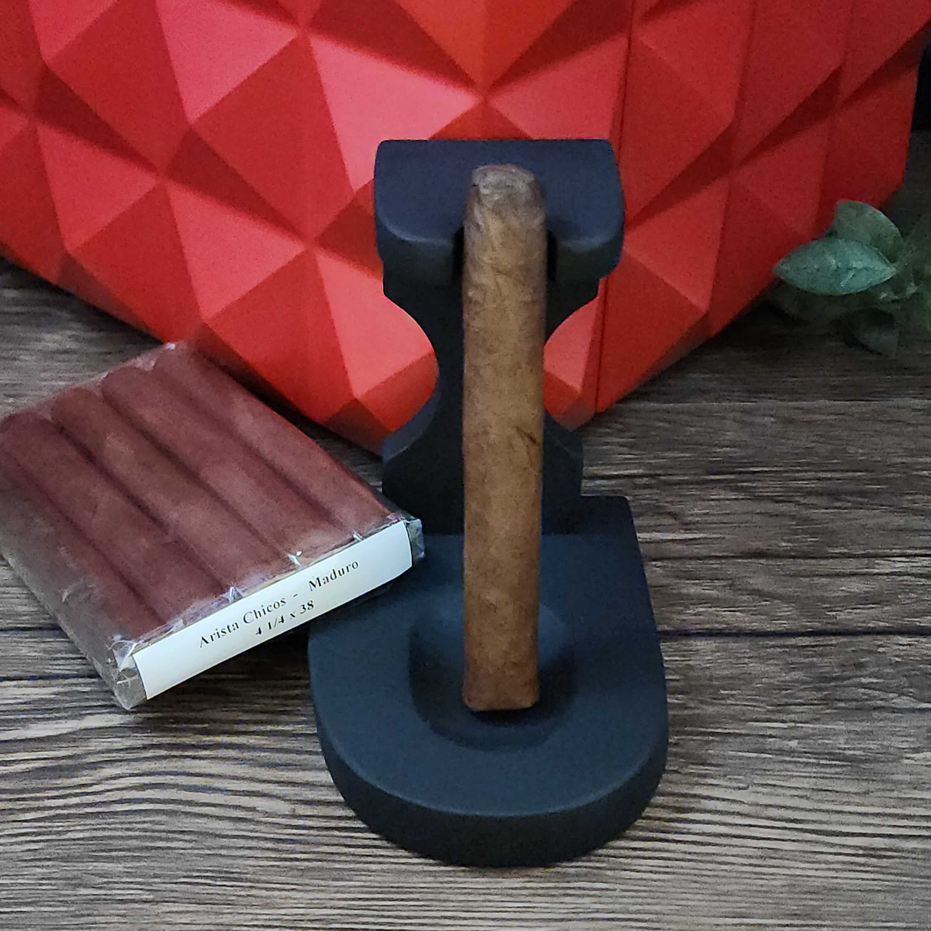 Arista Chico Maduro Arista Chico Maduro