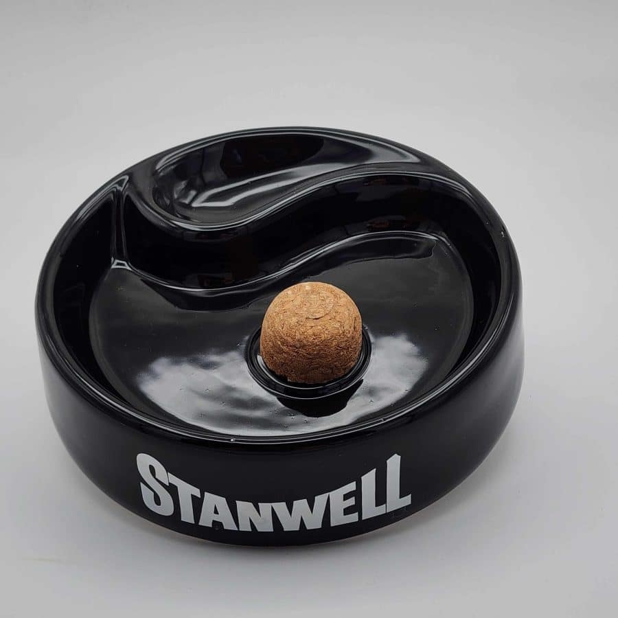 STANWELL PIPE ASHTRAY