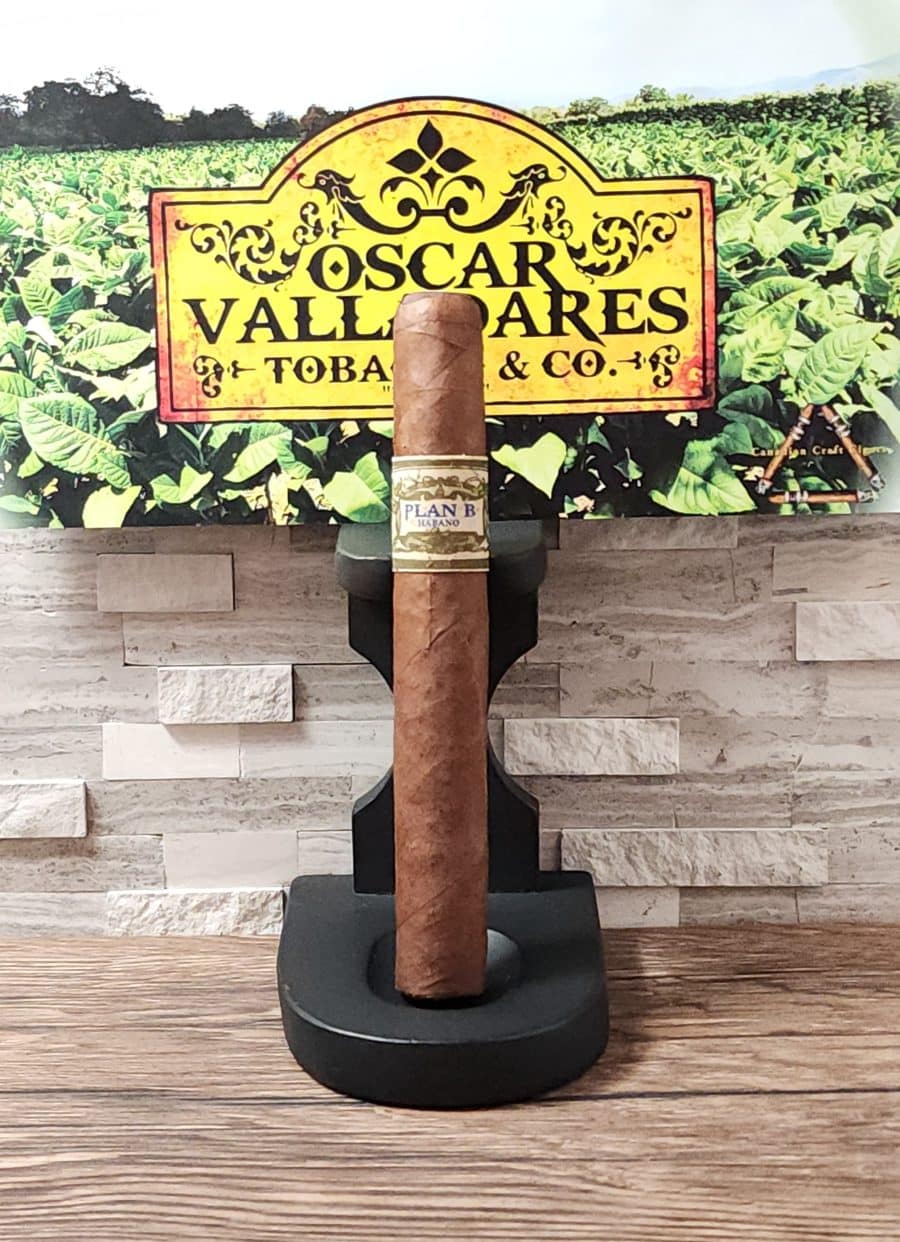 Oscar Plan B Habano Toro